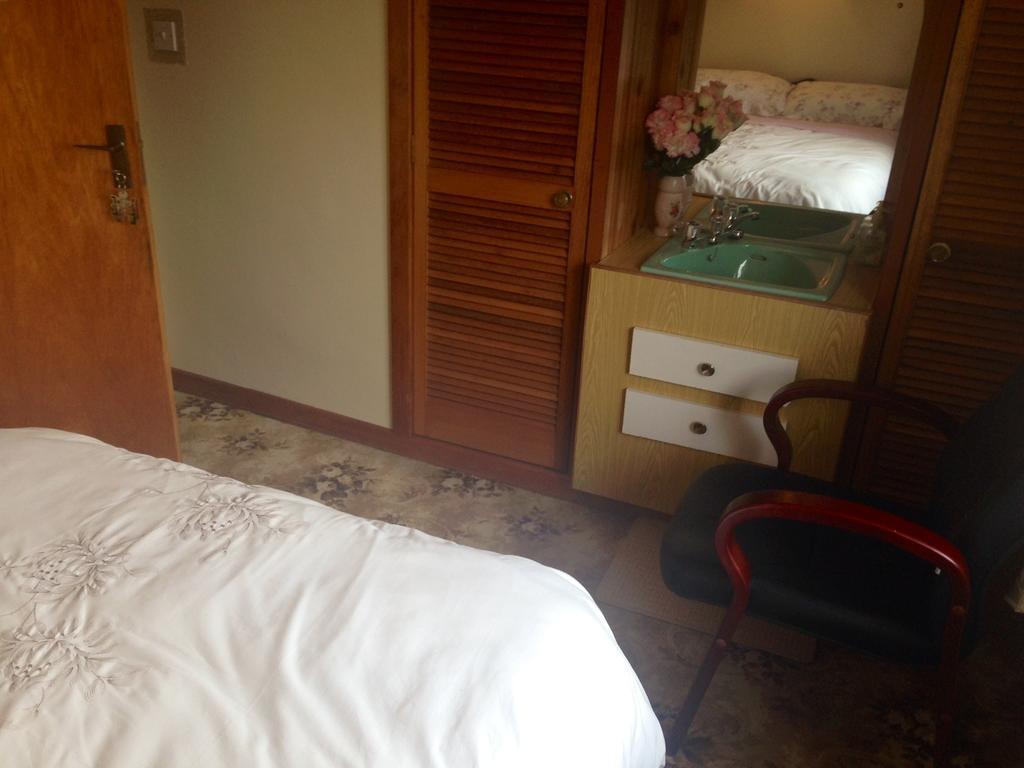 Palm Grove B&B Cashel (Tipperary) Oda fotoğraf